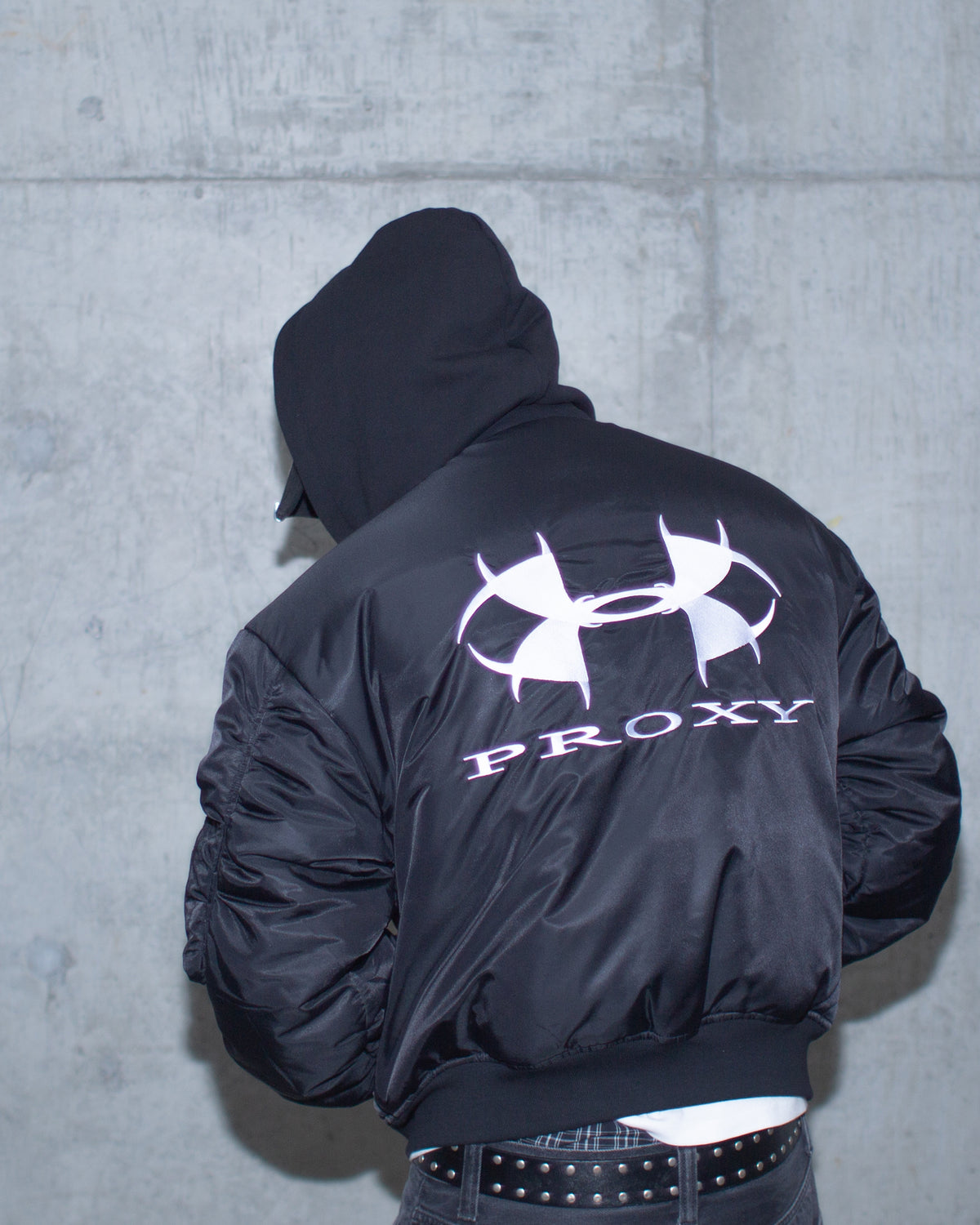 ACTIVEWEAR_BOMBER_JACKET